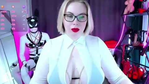 Snapshot of anna_maxwell chatting on July 25, 2:42 am Anna online show from July 25, 2:42 am