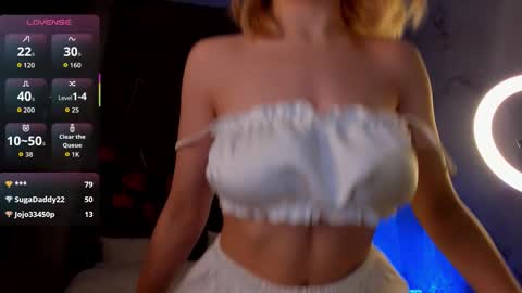 Snapshot of anna_robinson chatting on October 30, 1:29 am Anna online show from October 30, 1:29 am