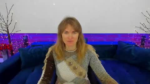 Snapshot of annabel_xxx chatting on December 14, 6:08 am Annabel online show from December 14, 6:08 am