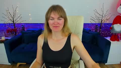 Snapshot of annabel_xxx chatting on December 18, 6:58 pm Annabel online show from December 18, 6:58 pm
