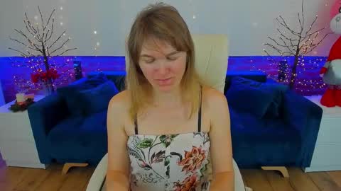 Annabel online show from December 20, 6:42 am