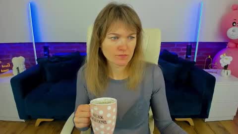 Annabel online show from January 18, 6:06 am