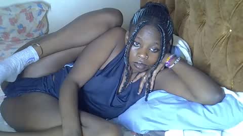 annabellapretty online show from March 12, 7:36 am