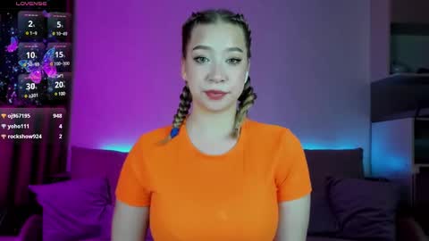 Snapshot of annabelle_art chatting on March 4, 8:49 pm Annabelle online show from March 4, 8:49 pm