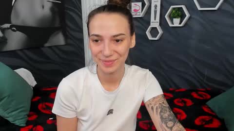 Snapshot of annabishop chatting on February 24, 3:44 am annabishop online show from February 24, 3:44 am