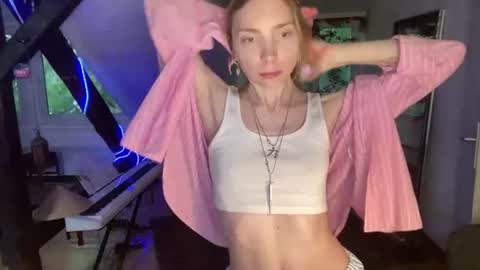 Anna Darko online show from July 12, 7:32 am