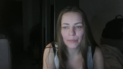 annadiamond1 online show from April 26, 9:45 pm