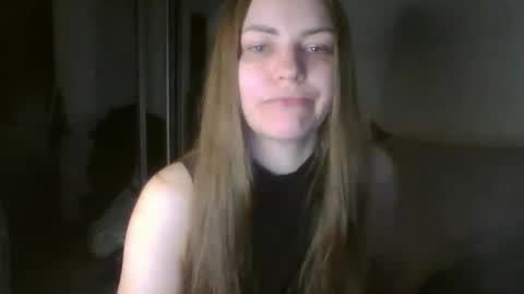 annadiamond1 online show from April 28, 10:59 pm