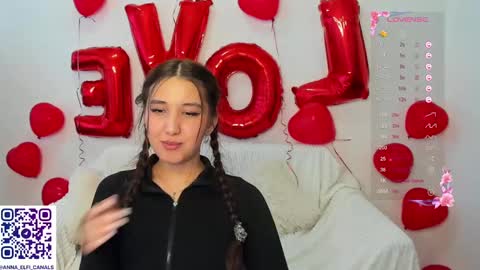 Snapshot of annaelfi chatting on February 16, 9:15 am Anna online show from February 16, 9:15 am