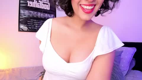 annafoox_ online show from May 16, 12:48 pm