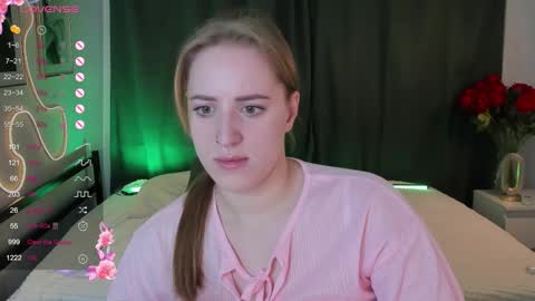 annagrees1 online show from December 5, 2:25 pm