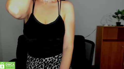 Snapshot of annakillian_kiss chatting on September 11, 5:29 am Anna online show from September 11, 5:29 am