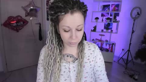 Snapshot of annanebula chatting on November 5, 2:22 am Anna online show from November 5, 2:22 am