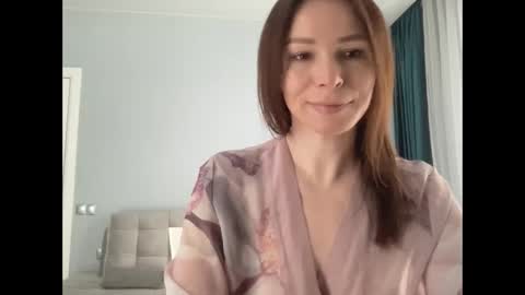 AnnaxBlossom online show from April 17, 7:00 am