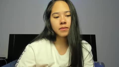 Anna online show from March 5, 7:27 am