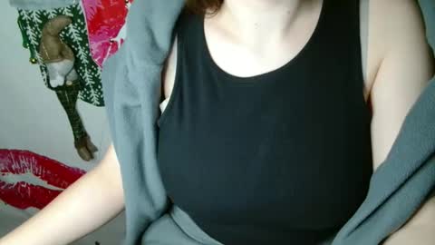 Bella online show from December 2, 6:36 pm