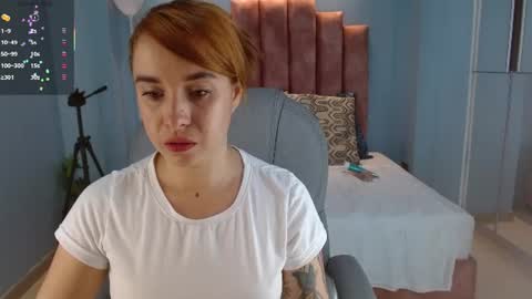 anne_blake online show from July 23, 2:42 am