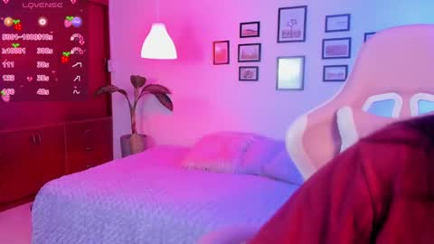 Anne online show from January 7, 11:37 am