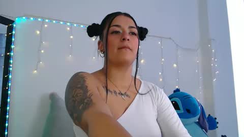 Anne  online show from May 19, 4:46 pm