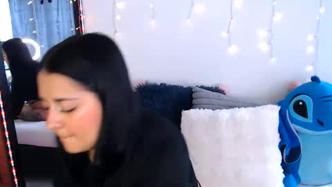 Anne  online show from May 31, 4:36 pm