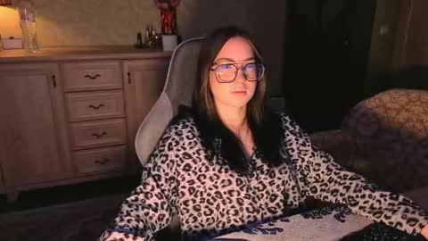 anneaverry online show from March 2, 7:48 am