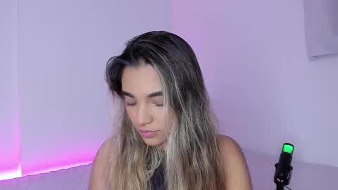 Anne online show from October 22, 2:01 am