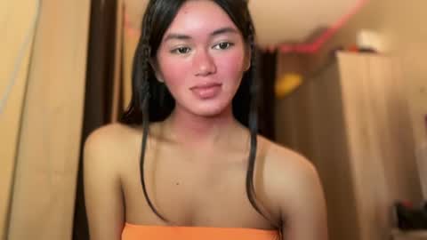 Snapshot of annedee_ chatting on December 11, 10:03 am Kim online show from December 11, 10:03 am