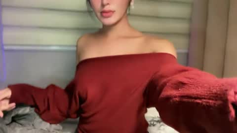 Snapshot of annedee_ chatting on December 15, 8:29 am Kim online show from December 15, 8:29 am