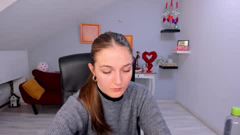 annewilsonn online show from February 11, 3:50 pm