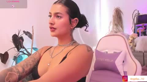 Angel online show from June 25, 4:00 pm