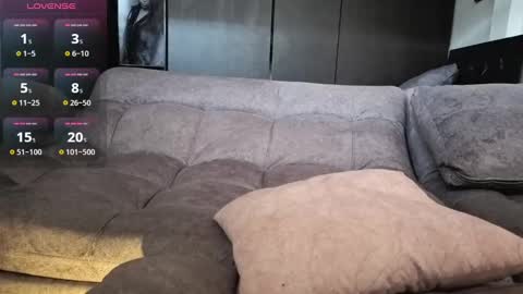 Snapshot of anni_art chatting on September 27, 9:20 pm Anni online show from September 27, 9:20 pm