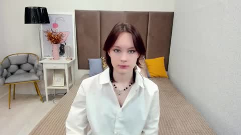 Snapshot of anni_way chatting on November 27, 9:44 am Anni online show from November 27, 9:44 am