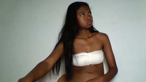 annica86 online show from April 22, 7:26 pm