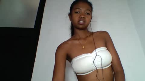 annica86 online show from June 10, 6:12 am