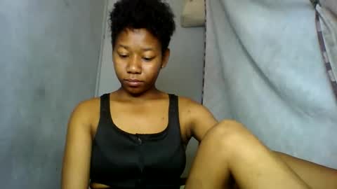 annick98 online show from February 15, 6:43 am