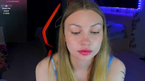 Annie online show from July 29, 8:18 pm