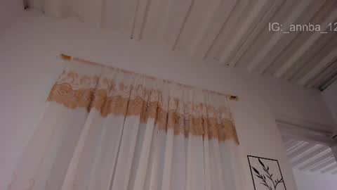 annie_barozzi online show from June 26, 2:43 pm