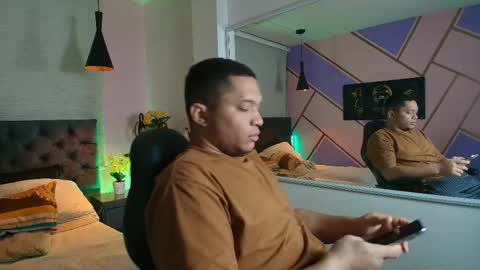 Annie lii online show from December 1, 1:10 am