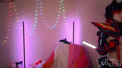 Snapshot of annie_may_may chatting on March 21, 2:53 pm Annie May online show from March 21, 2:53 pm