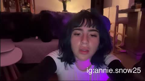 JEANNE no olvides seguirme dont forget follow me  uu online show from February 27, 11:59 pm