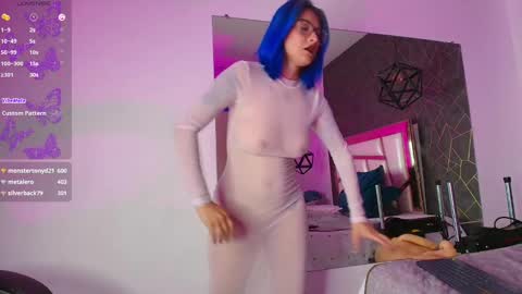 Annie  online show from December 9, 3:11 pm