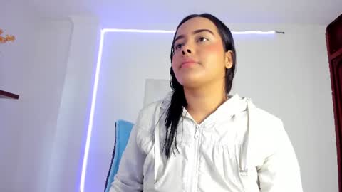 Annie online show from June 10, 1:32 pm
