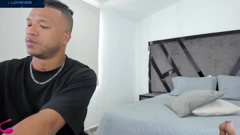 Annie and Stefan online show from December 31, 6:35 pm