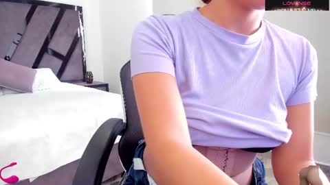 Annie and Stefan online show from June 26, 2:10 pm