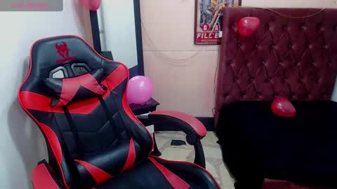 Anniee online show from February 14, 12:57 pm