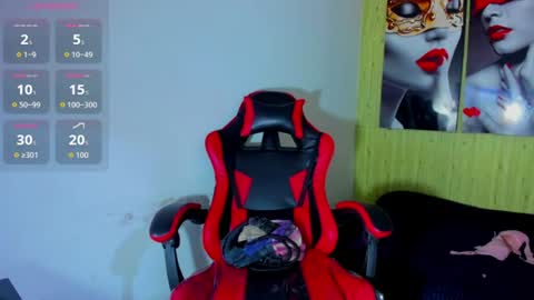 Anniee online show from June 19, 1:26 pm