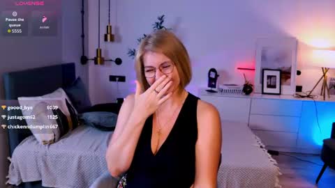 Annie online show from June 27, 12:22 pm