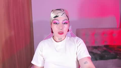 Snapshot of annika_03 chatting on February 19, 1:18 am Gise. online show from February 19, 1:18 am