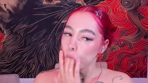 Snapshot of annika_03 chatting on November 29, 4:37 am Gise. online show from November 29, 4:37 am