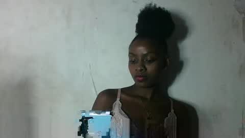 Snapshot of annistella chatting on May 30, 11:02 pm annistella online show from May 30, 11:02 pm